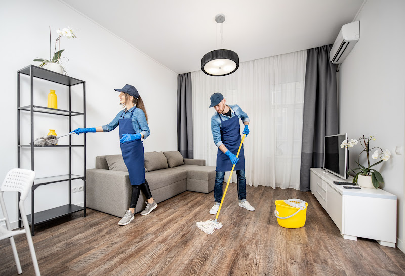 The Essential Guide to Choosing the Right Commercial and Residential Cleaning Services